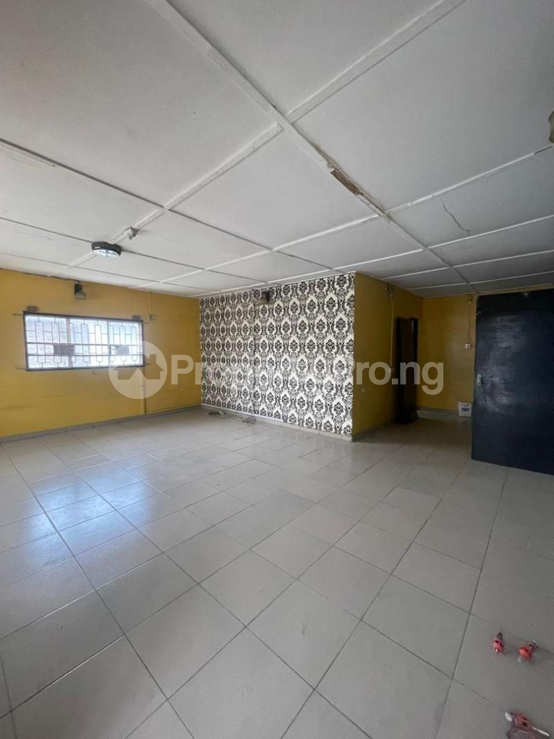 3 bedroom House for rent Shomosu Street Aguda Surulere Lagos