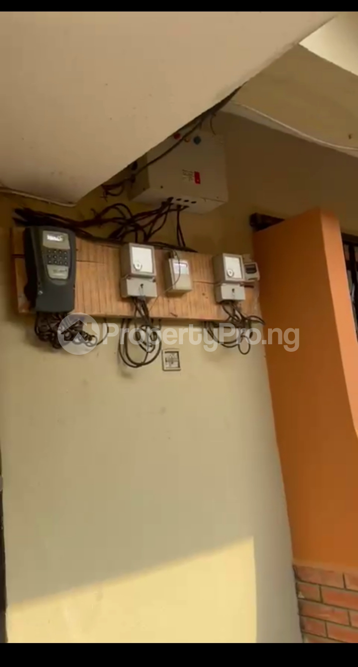 3 bedroom Flat / Apartment for rent Alagomeji Alagomeji Yaba Lagos