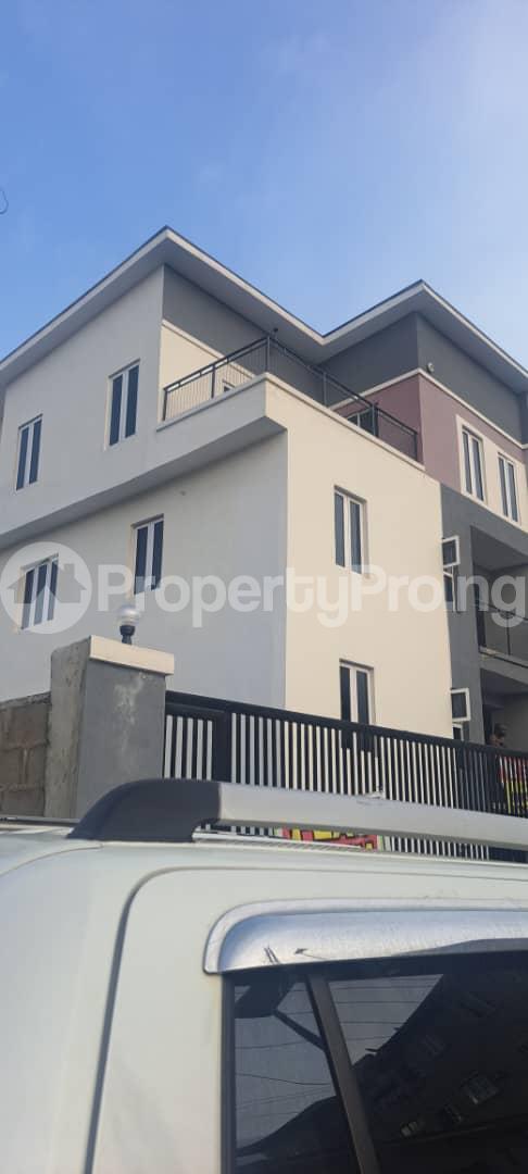 3 bedroom House for sale Surulere Lagos