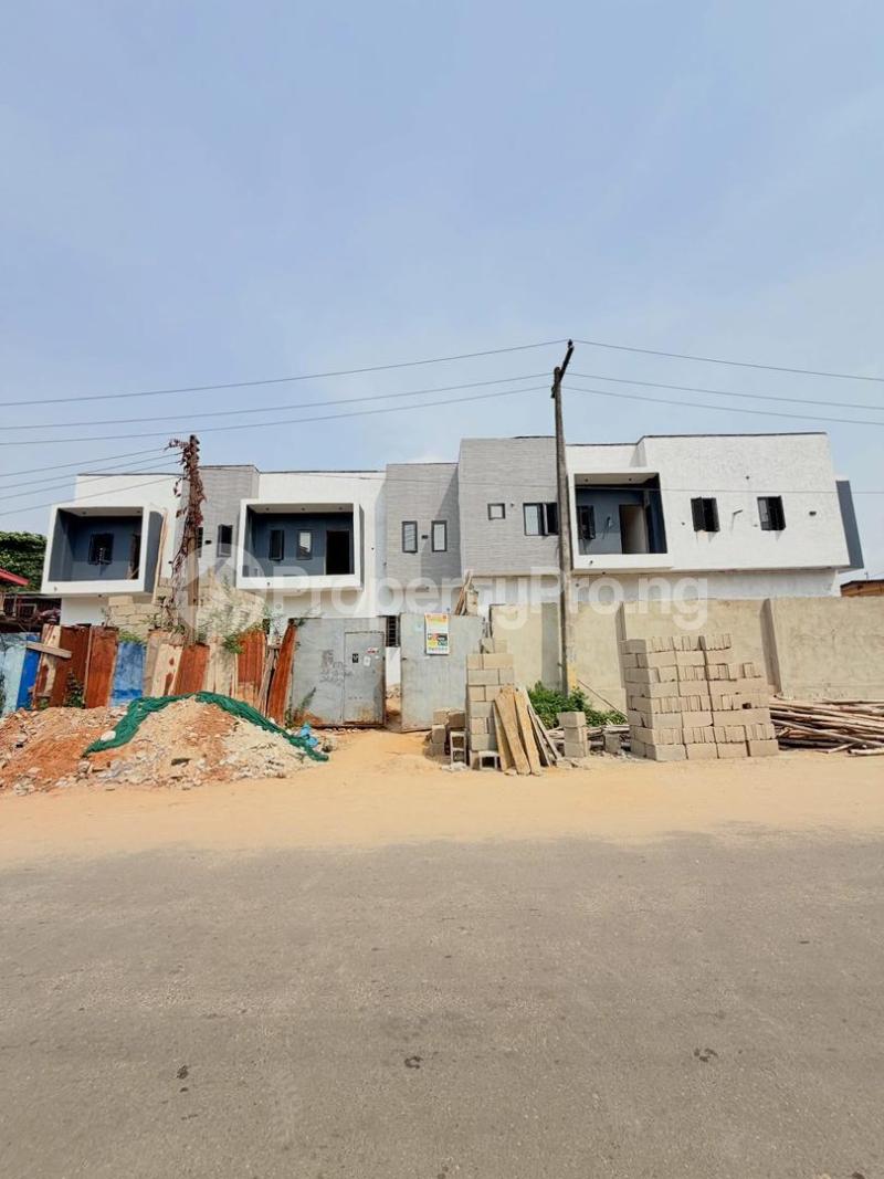 3 bedroom House for sale Ilupeju Lagos