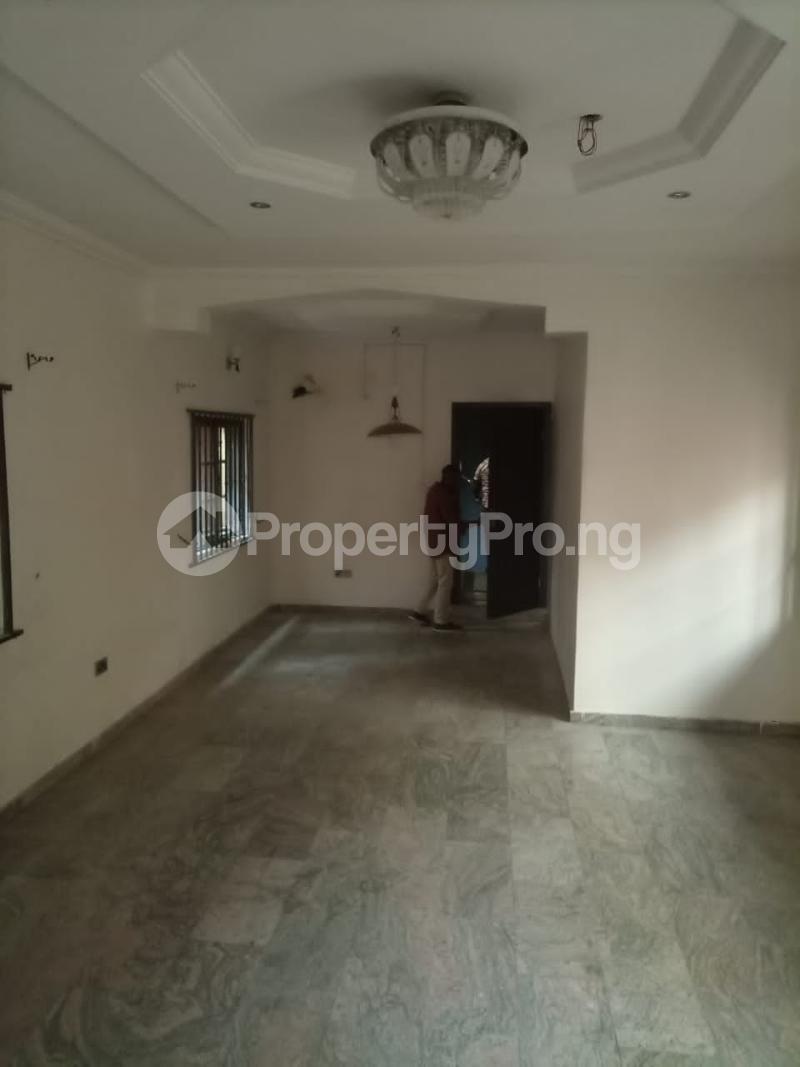 4 bedroom House for sale Magodo Ph1 Via Ikeja Ikeja Lagos