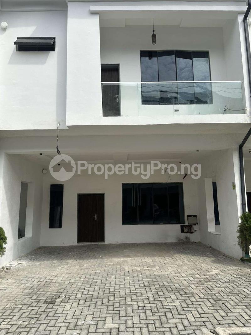 4 bedroom House for sale Ikota Lekki Lagos