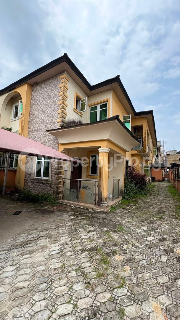 4 bedroom House for rent In A Secured Estate Behind Shoprite Sangotedo Ajah Lagos
