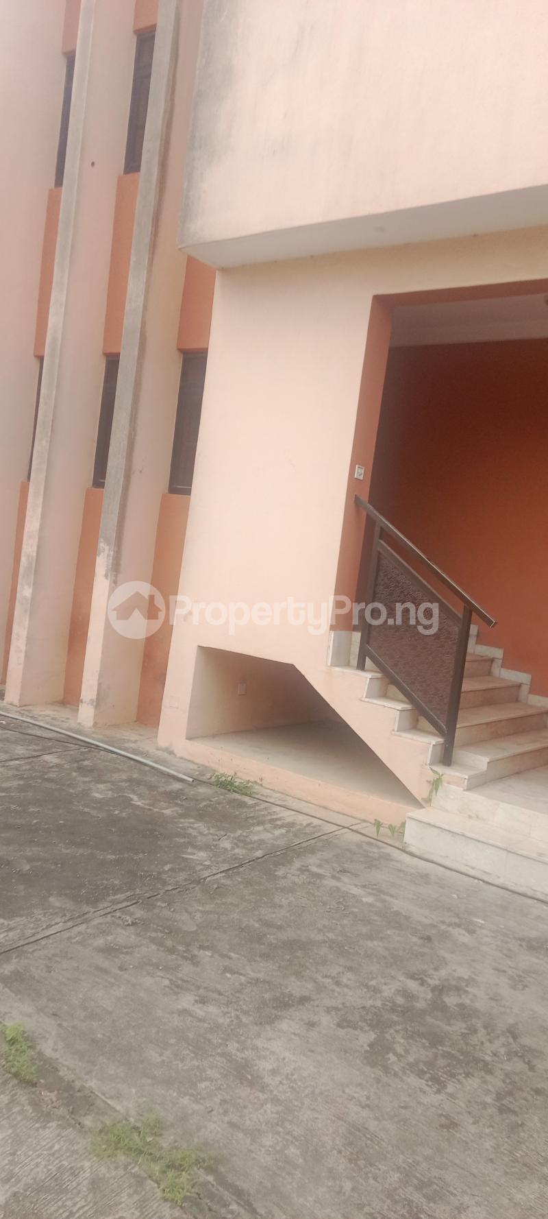 4 bedroom Flat / Apartment for rent Alidada Ago palace Okota Lagos