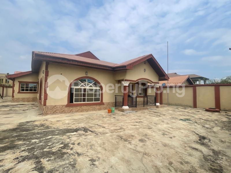 4 bedroom House for sale Valleyview Estate, Olu Odo, Ikorodu Lagos
