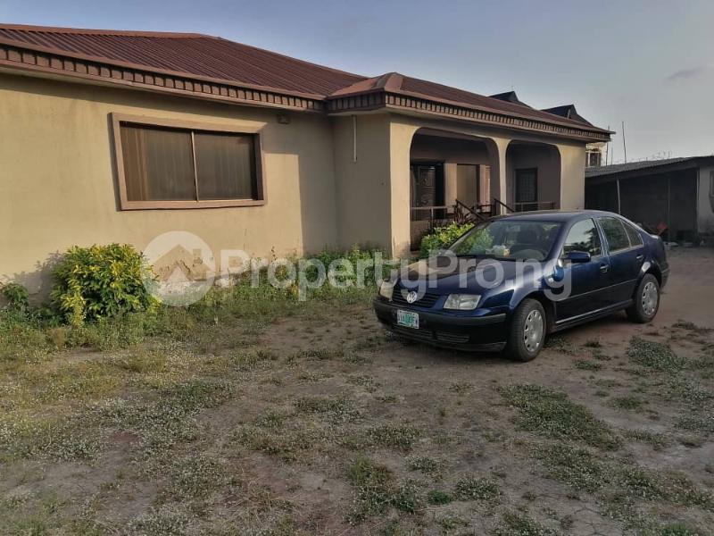 4 bedroom House for sale Maternity Bustop Igbogbo Ikorodu Lagos
