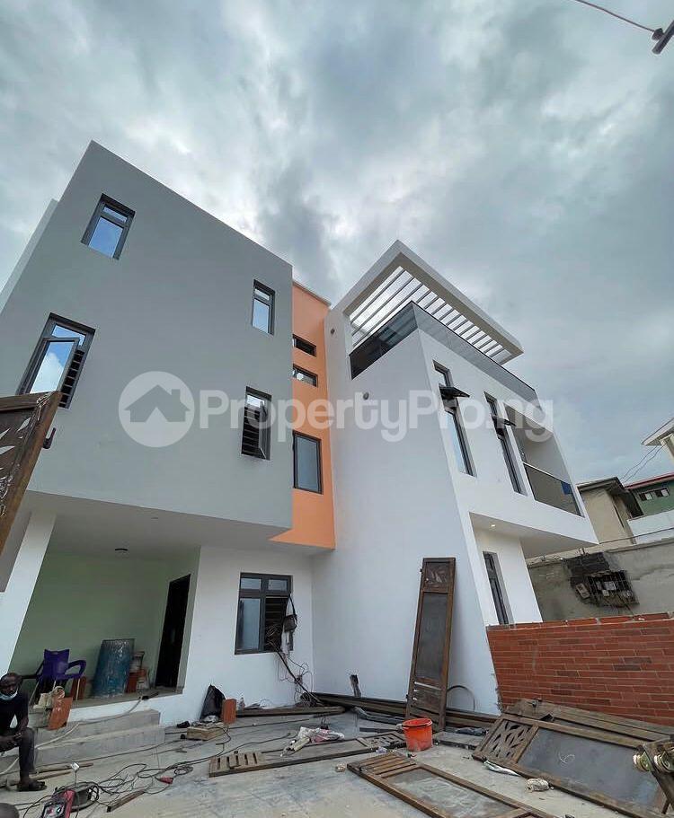 4 bedroom House for sale Mende Maryland Lagos