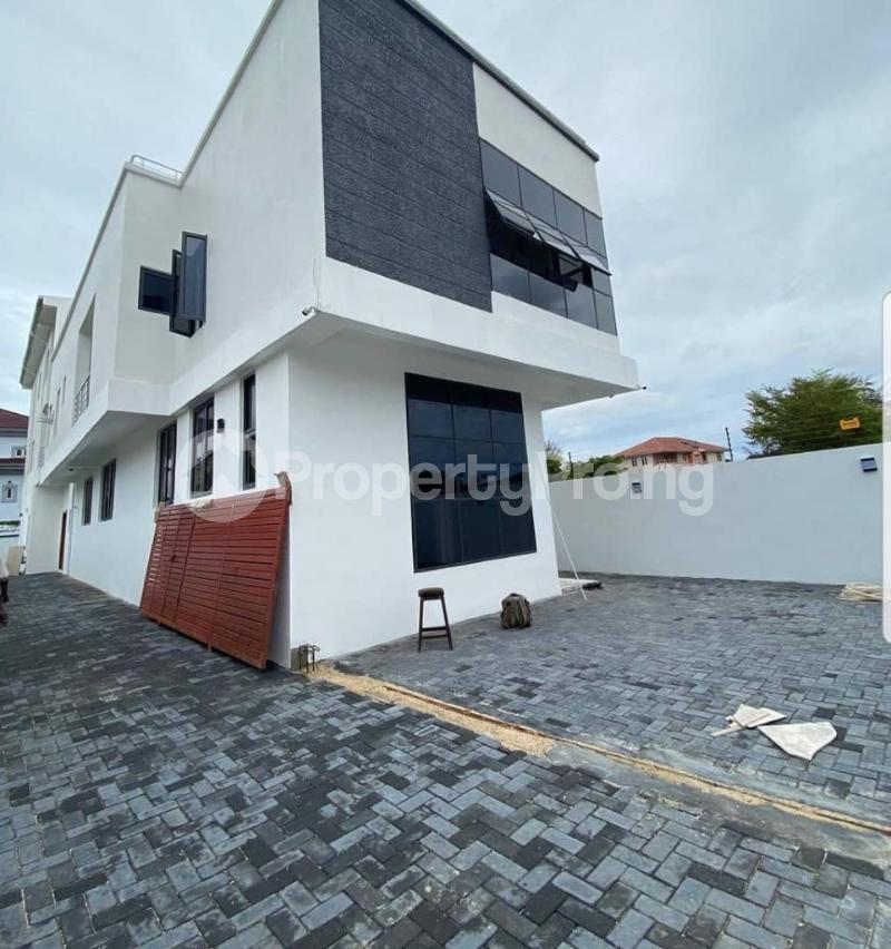 4 bedroom House for sale Banana Island Ikoyi Lagos