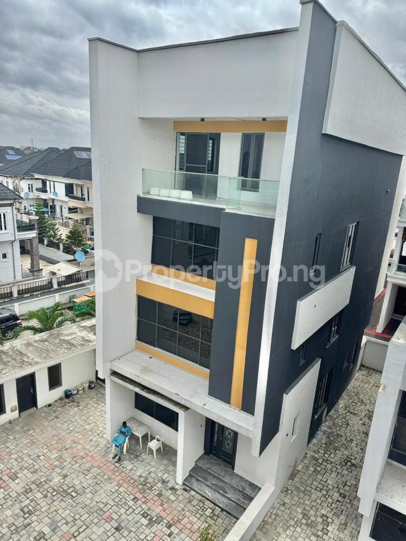 5 bedroom House for sale chevron Lekki Lagos