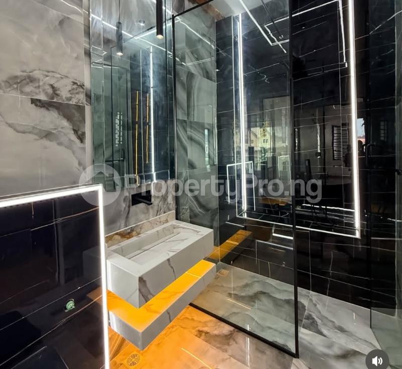 5 bedroom House for sale Ikota Lekki Lagos