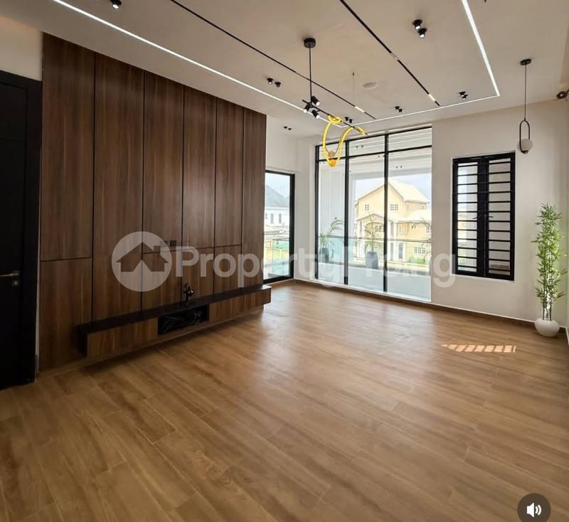 5 bedroom House for sale Ikota Lekki Lagos