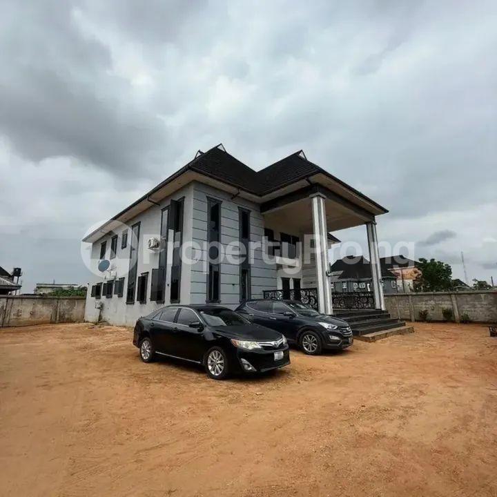 5 bedroom House for sale Alhaji Estate, Rumuodomaya, Rupkpokwu Port Harcourt Rivers