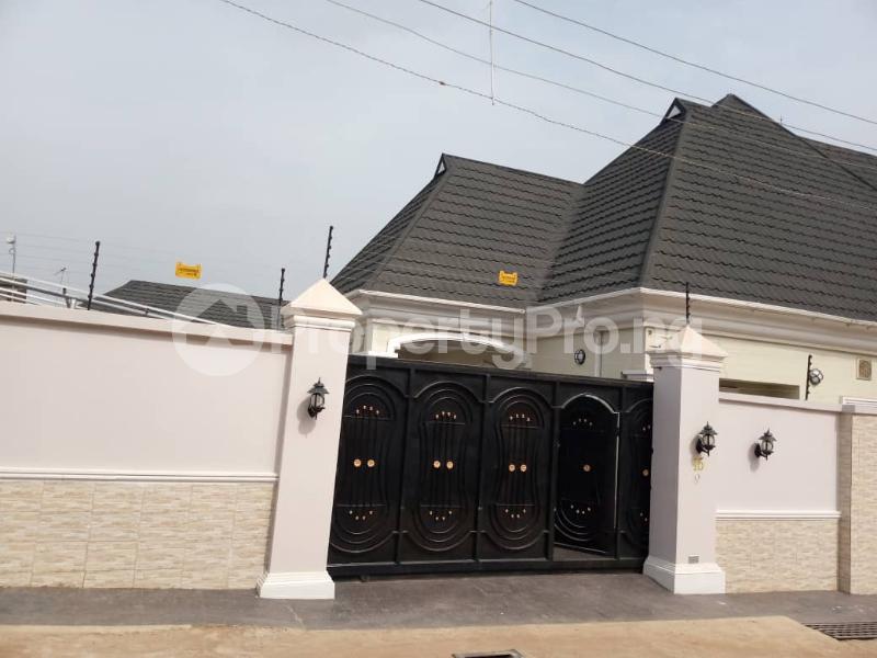 5 bedroom House for sale Gowon Egbeda Egbeda Alimosho Lagos