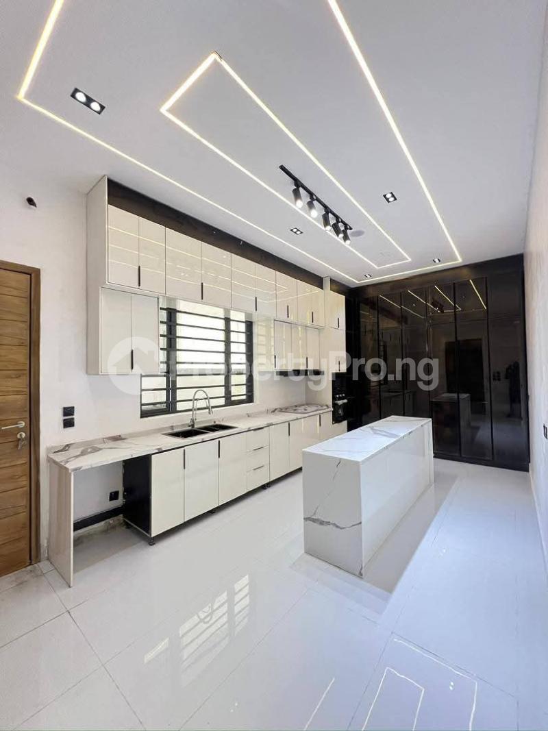 5 bedroom House for sale Omole Phase 1 Ikeja Lagos