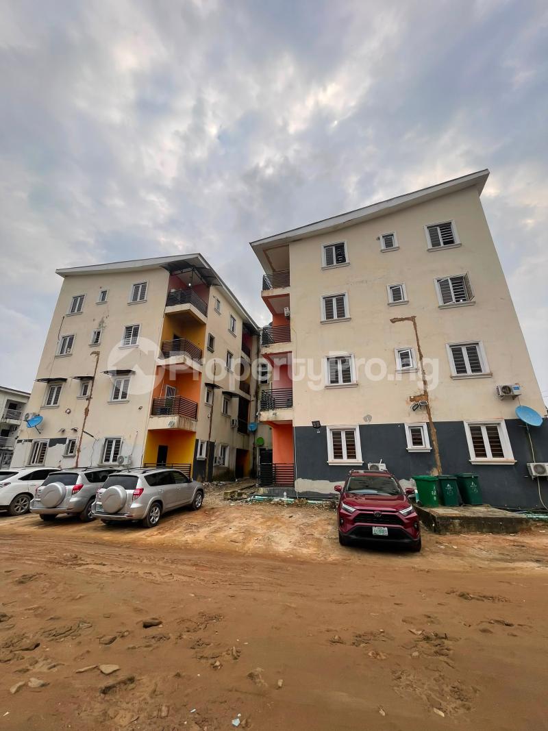 3 bedroom Flat / Apartment for rent Park Estate Off Western Avenue Western Avenue Surulere Lagos
