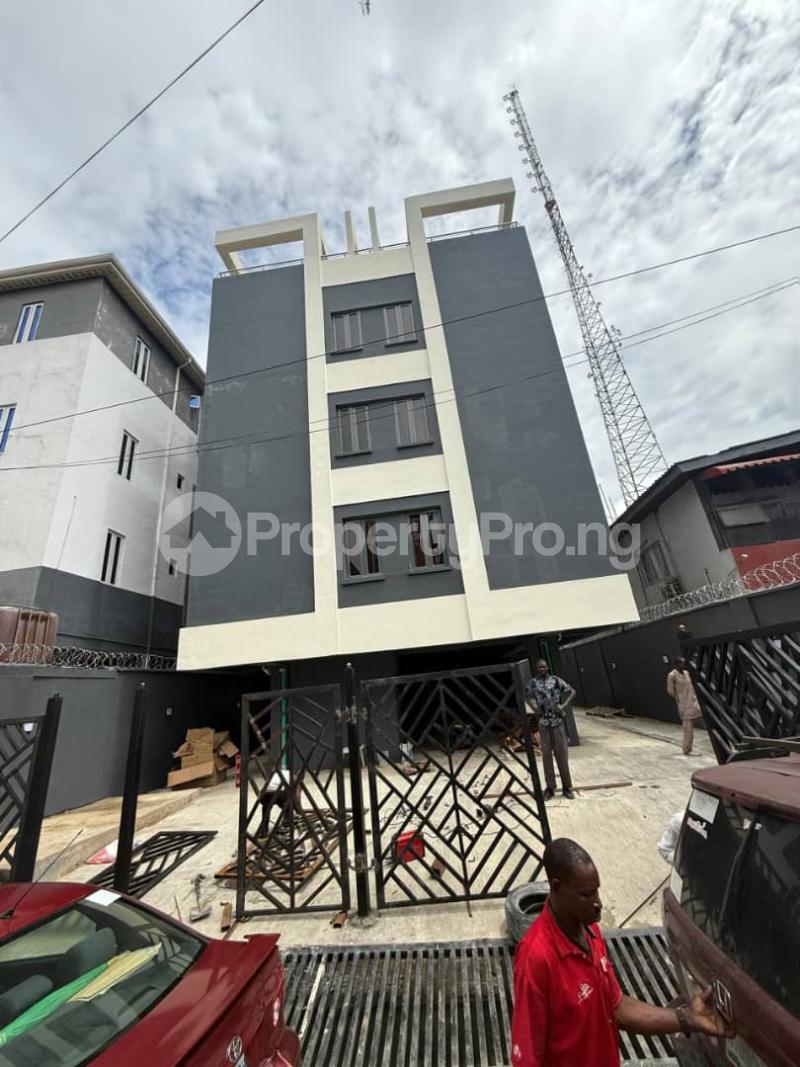 2 bedroom Flat / Apartment for sale In A Secured And Lovely Neighborhood Off Keffi Street , Ikoyi S/w, Lagos Ikoyi S.W Ikoyi Lagos - 0
