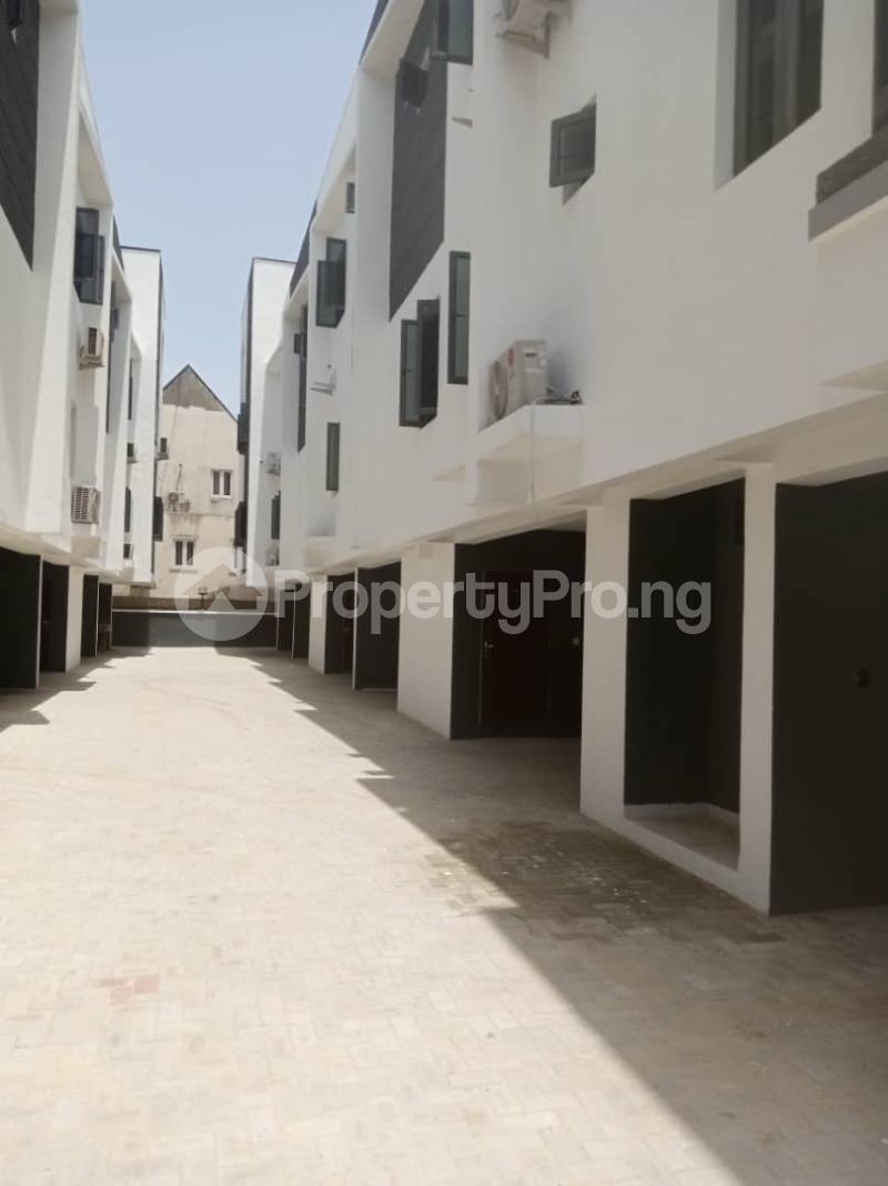 2 bedroom House for rent Phase 1, Lekki Lagos