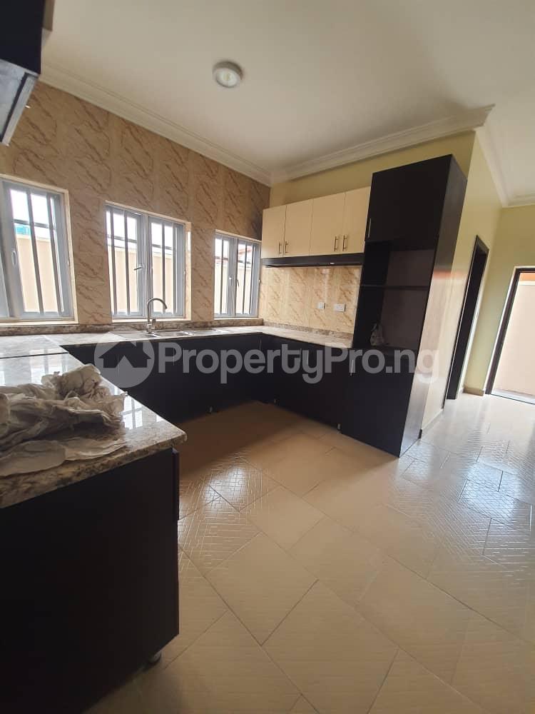5 bedroom House for rent Omole phase 2 Ojodu Lagos