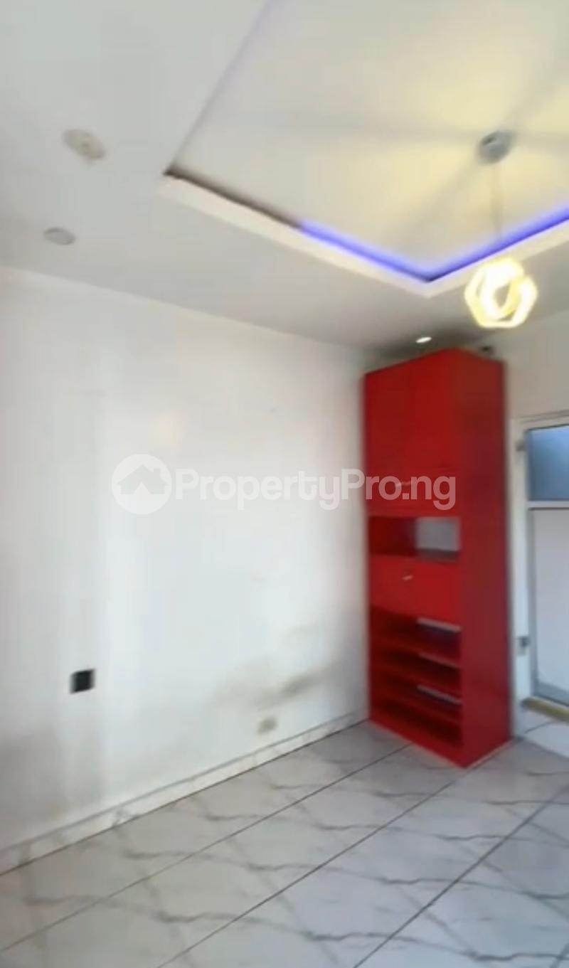 1 bedroom Flat / Apartment for rent Off Market Street Shomolu Lagos - 0