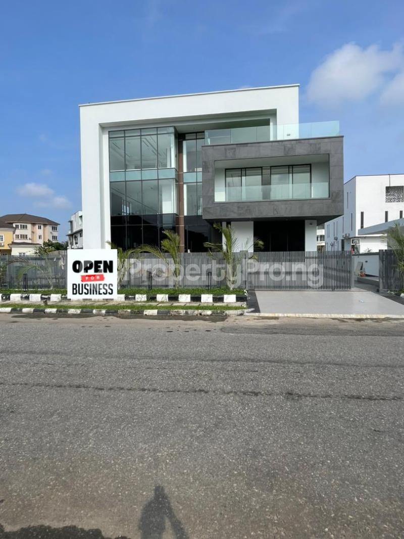 5 bedroom House for sale Osapa london Lekki Lagos