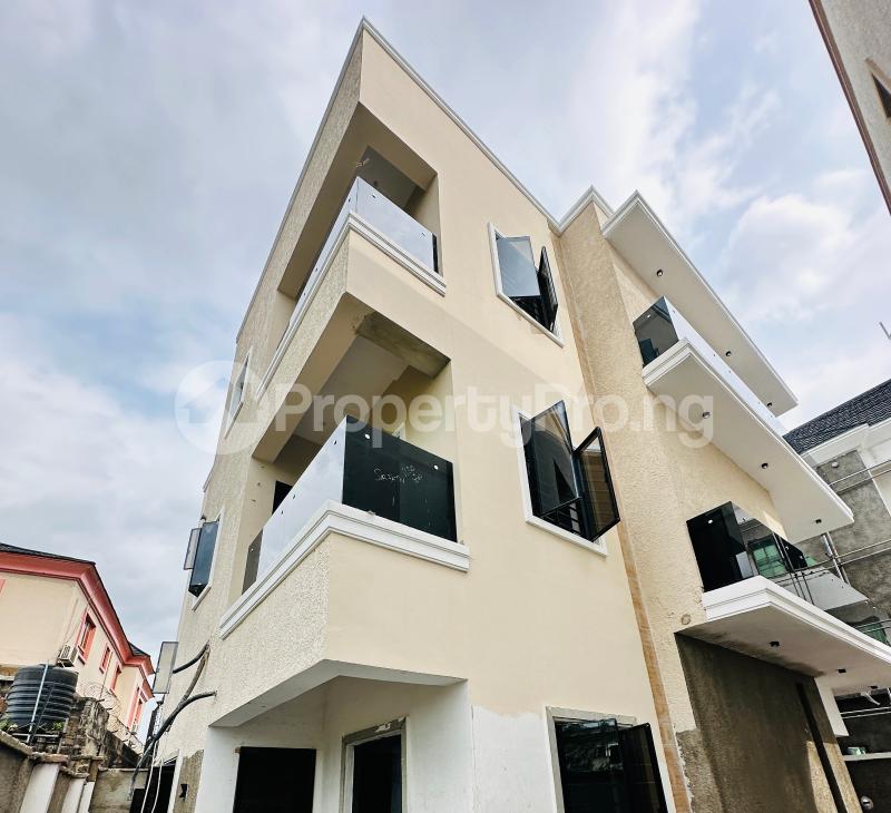 2 bedroom Flat / Apartment for sale Magodo GRA Phase 2 Kosofe/Ikosi Lagos