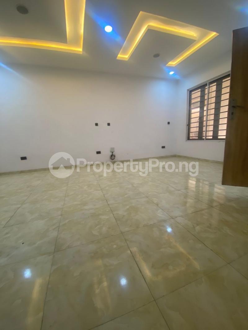 1 bedroom Flat / Apartment for sale Aromire Allen Avenue Ikeja Lagos