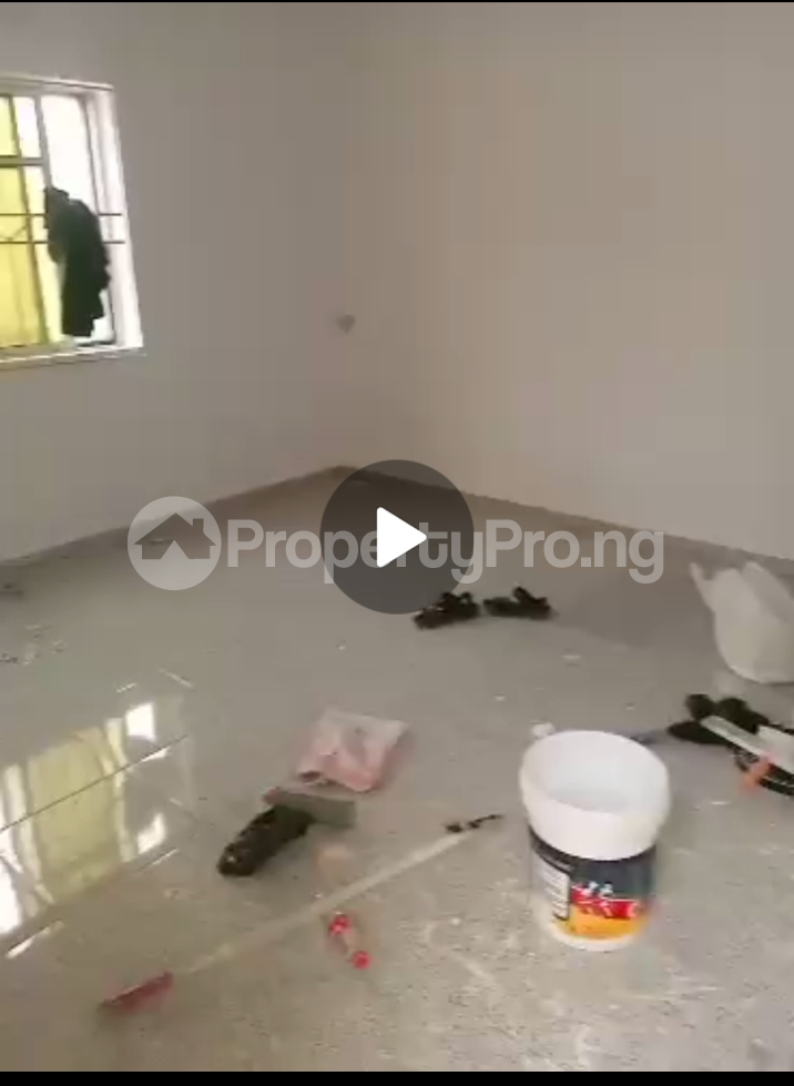 1 bedroom Flat / Apartment for rent Off Pedro Road Shomolu Shomolu Lagos