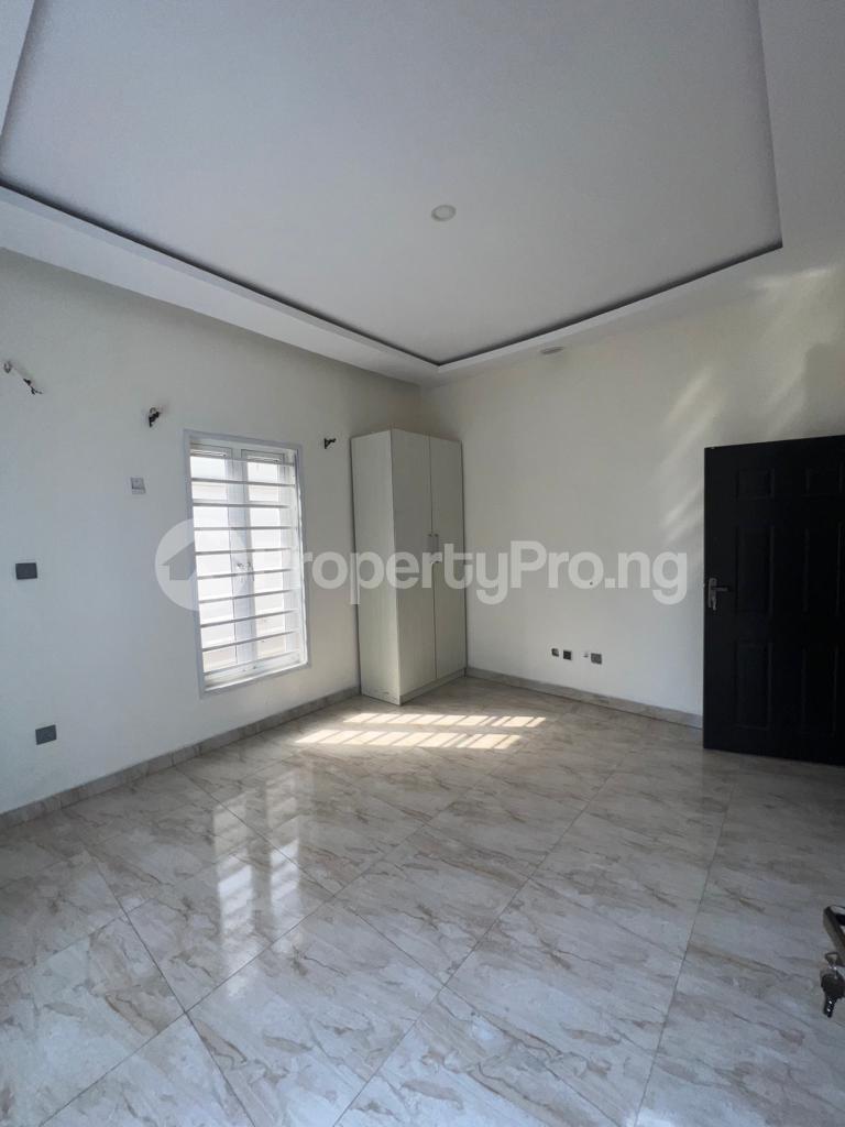 1 bedroom Flat / Apartment for rent  Ilupeju industrial estate Ilupeju Lagos