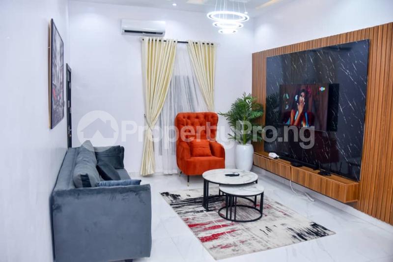 1 bedroom Flat / Apartment for shortlet Onike Yaba Lagos