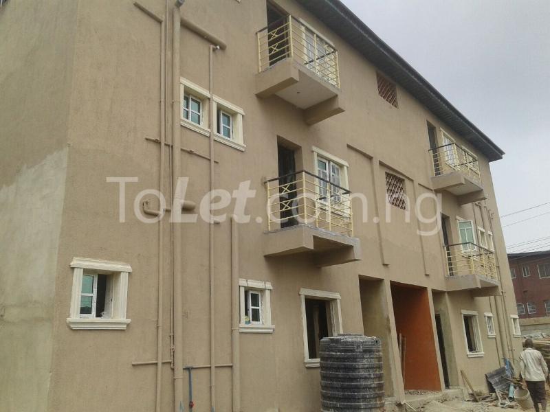 1 bedroom Flat / Apartment for rent Fola Agoro Akoka Yaba Lagos
