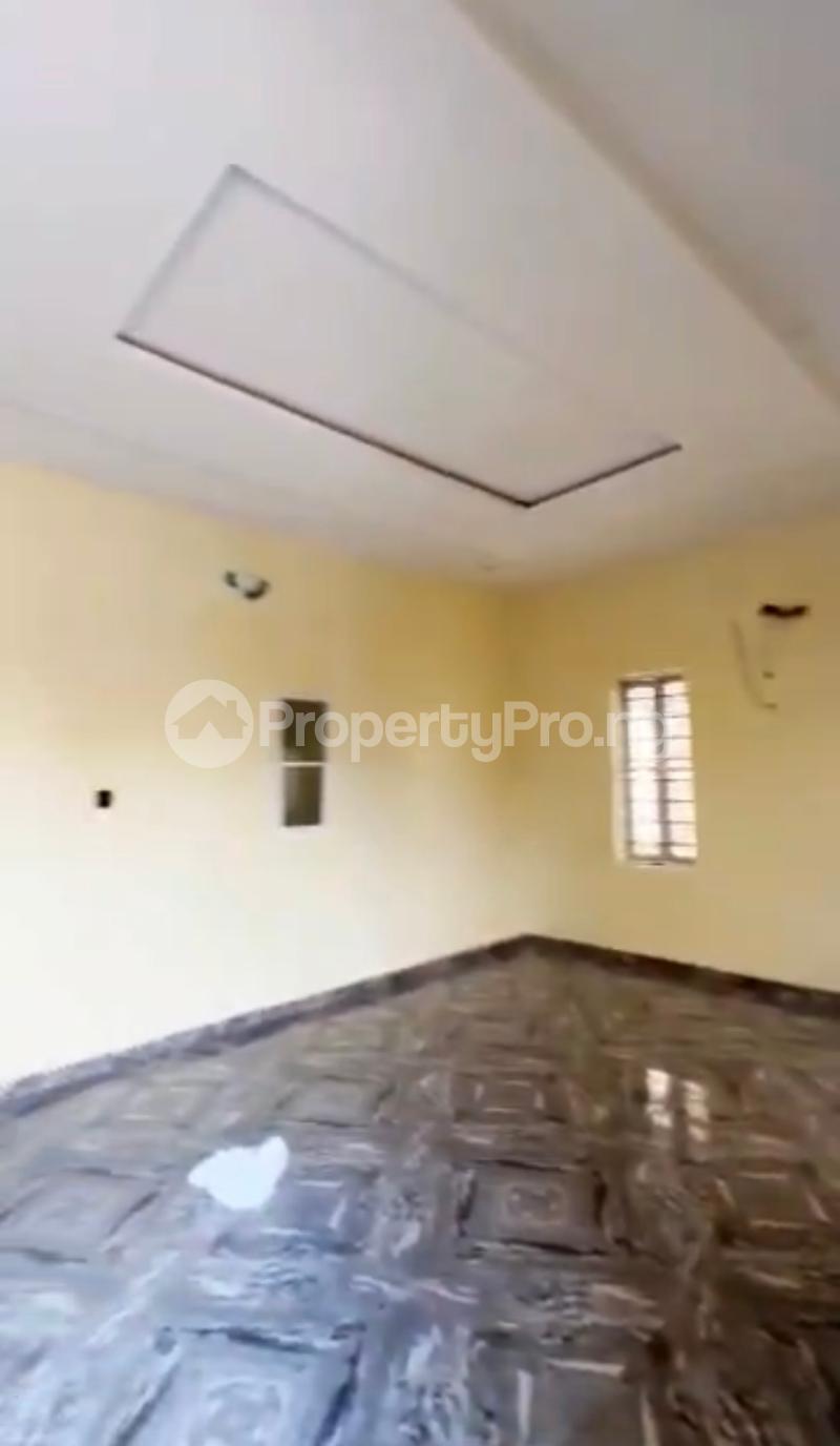 2 bedroom Flat / Apartment for rent Off Pedro Road Shomolu Lagos