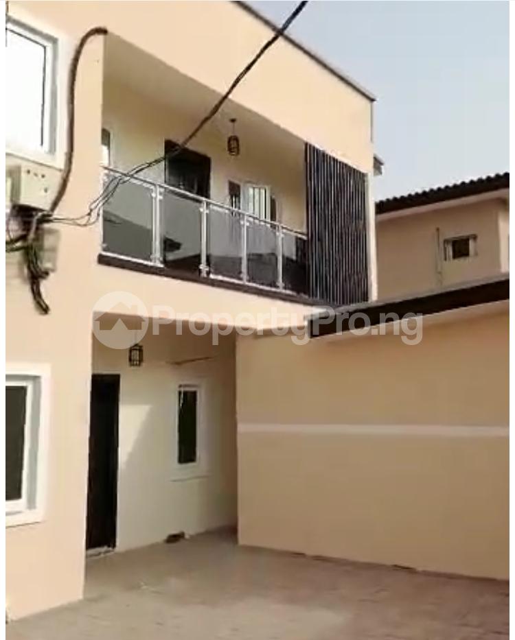 3 Bedroom Flat / Apartment in Anthony Village Maryland Lagos Flat