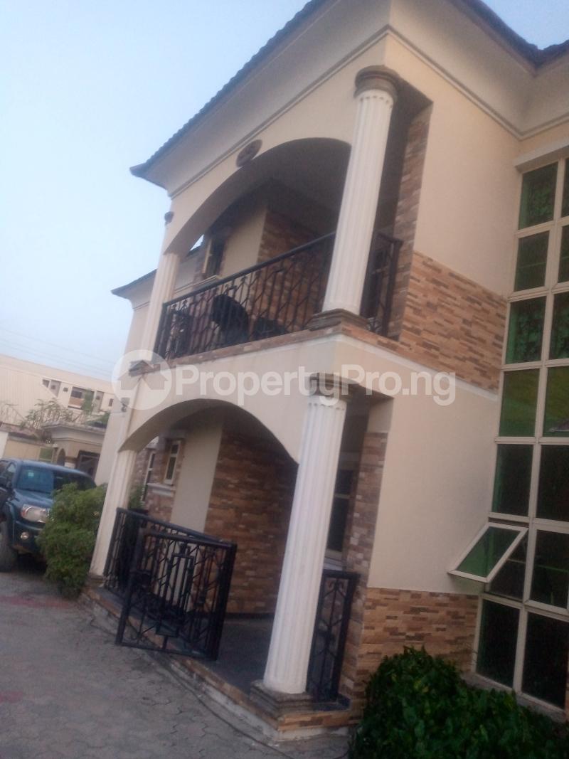 3 bedroom Flat / Apartment for rent Behind Blenco Supermarket Sangotedo Ajah Lagos