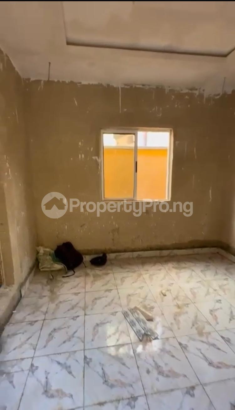 Flat / Apartment for rent  Jibowu Yaba Lagos