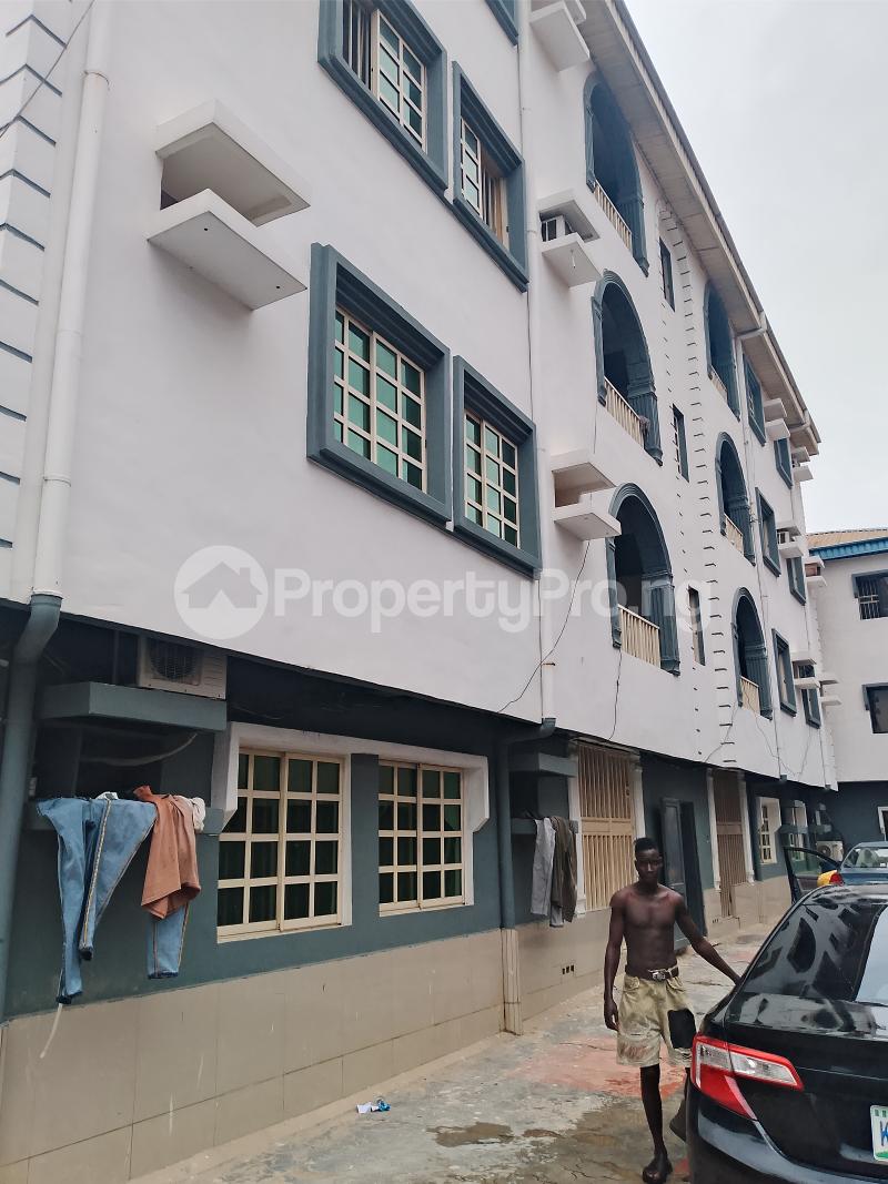 Flat / Apartment for rent Ago palace Okota Lagos