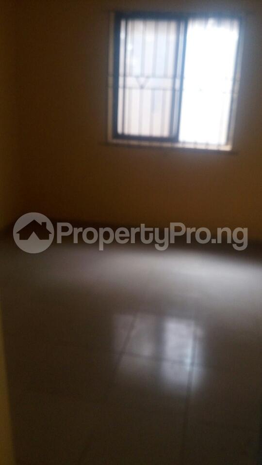 1 bedroom Self Contain for rent Ajao Estate Isolo. Lagos Mainland Ajao Estate Isolo Lagos