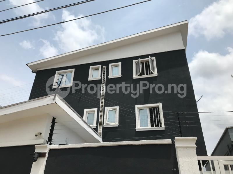 Flat / Apartment for rent Emily Akoka Yaba Lagos
