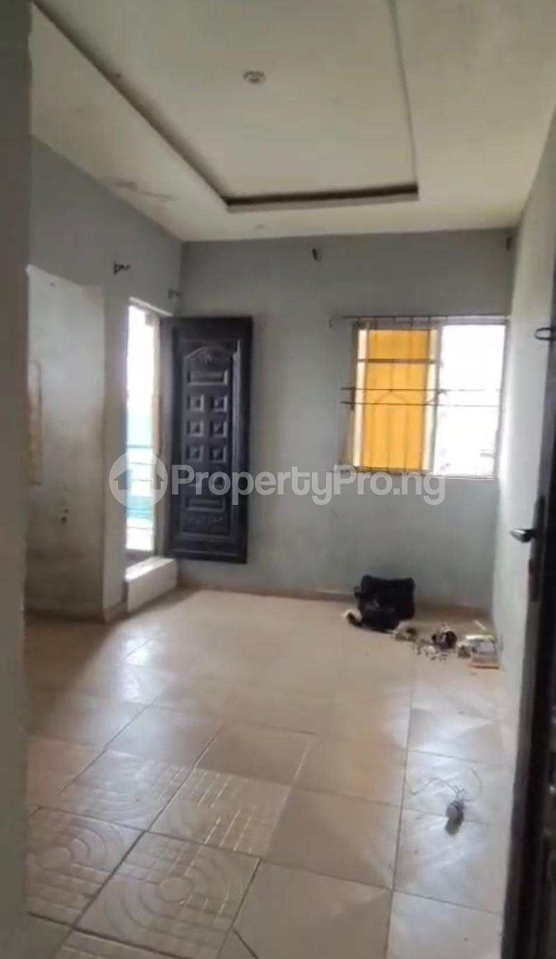 1 bedroom Flat / Apartment for rent Ogundola Street Shomolu Lagos