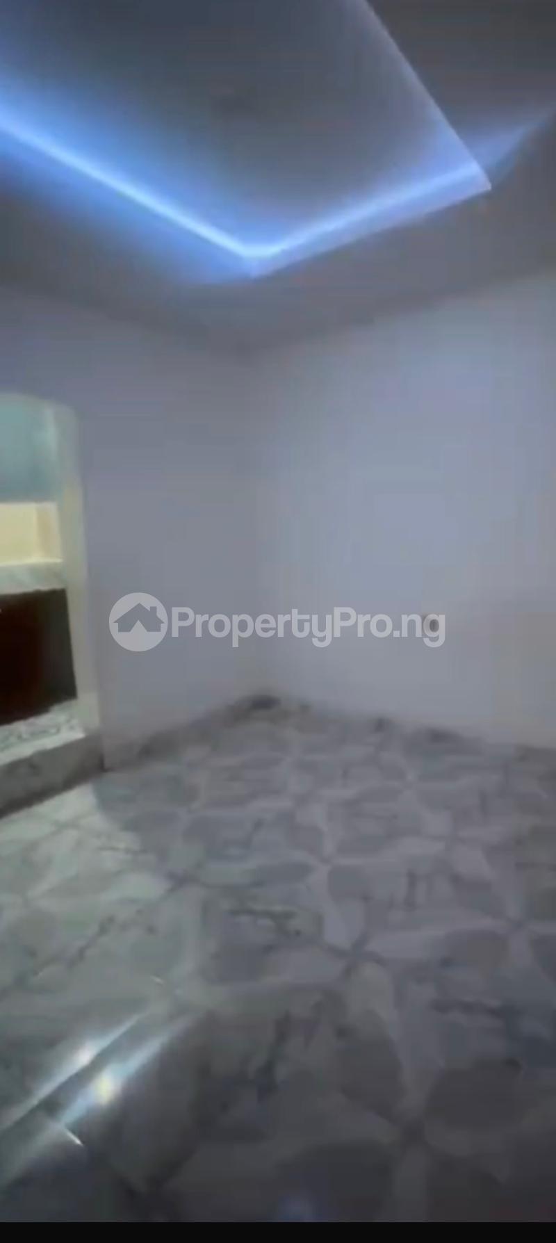 1 bedroom Flat / Apartment for rent Ajose Street Shomolu Shomolu Lagos