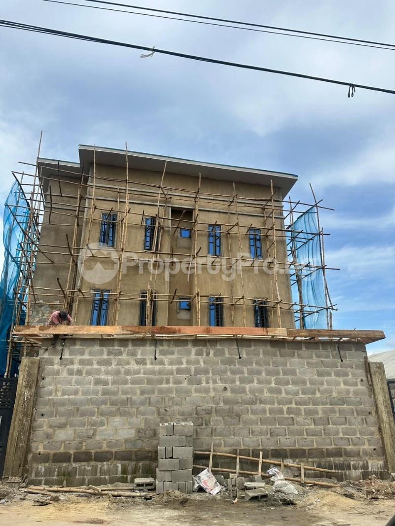3 bedroom House for sale Off Cmd Road Magodo Magodo Kosofe/Ikosi Lagos