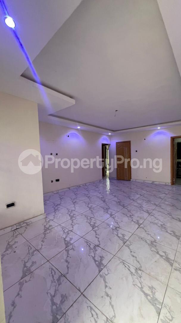 3 bedroom Flat / Apartment for sale Adekunle Kuye Side Ogunlana Surulere Lagos