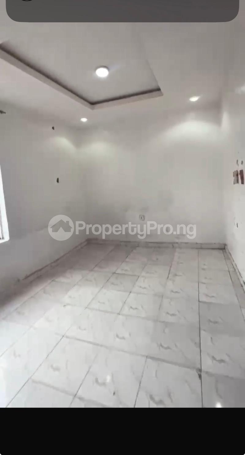 1 bedroom Flat / Apartment for rent Off Pedro Palmgrove Shomolu Lagos