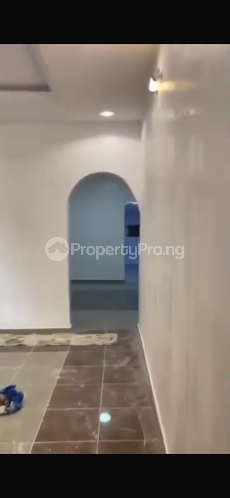 4 bedroom Flat / Apartment for rent Akoka Yaba Lagos