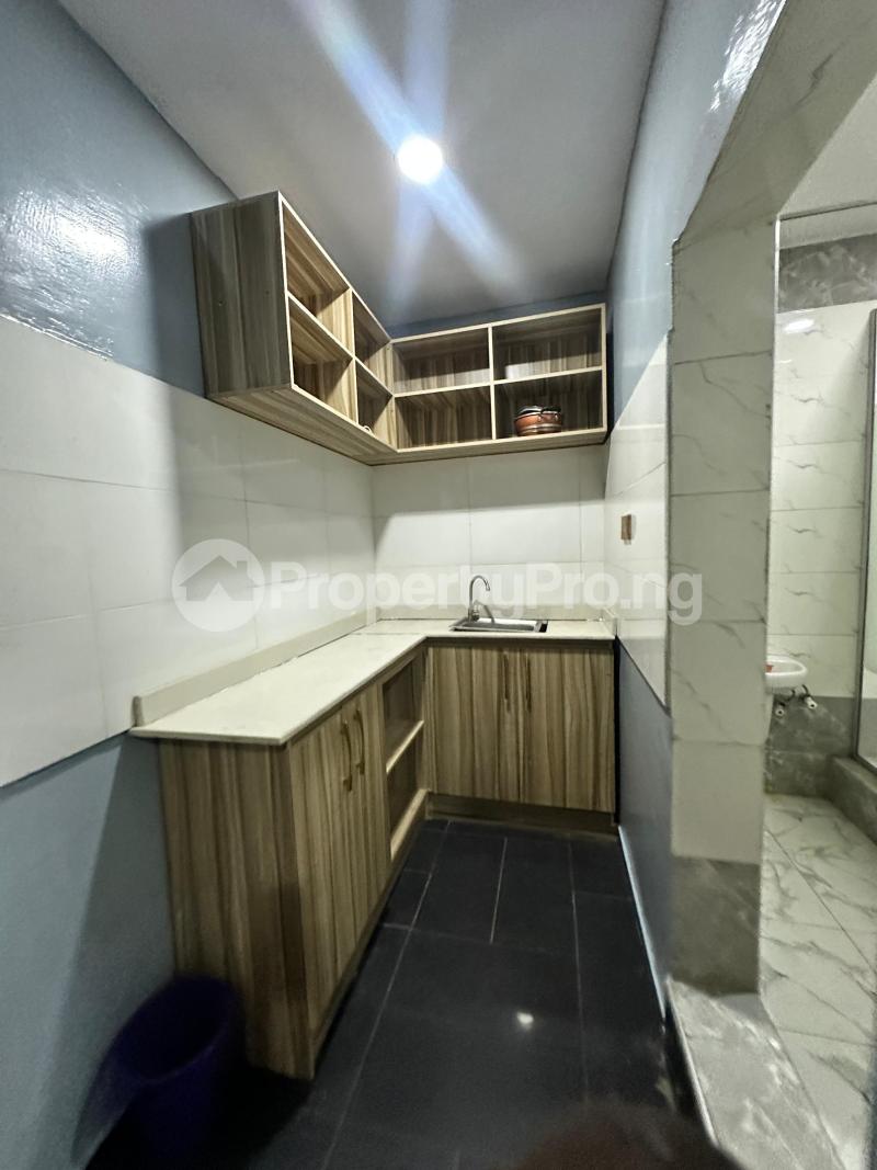 1 bedroom Flat / Apartment for shortlet  Onike Yaba Lagos