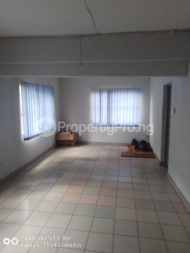 1 bedroom Flat / Apartment for rent Alagomeji Yaba Lagos