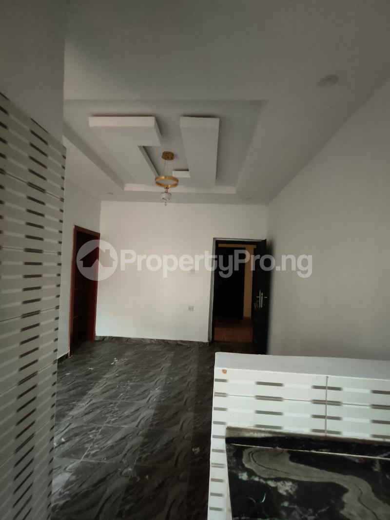 1 bedroom Flat / Apartment for rent Off Pedro Road, Palmgroove, Lagos. Palmgrove Shomolu Lagos