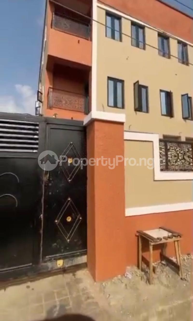 1 bedroom Flat / Apartment for sale Ladilak Shomolu Lagos