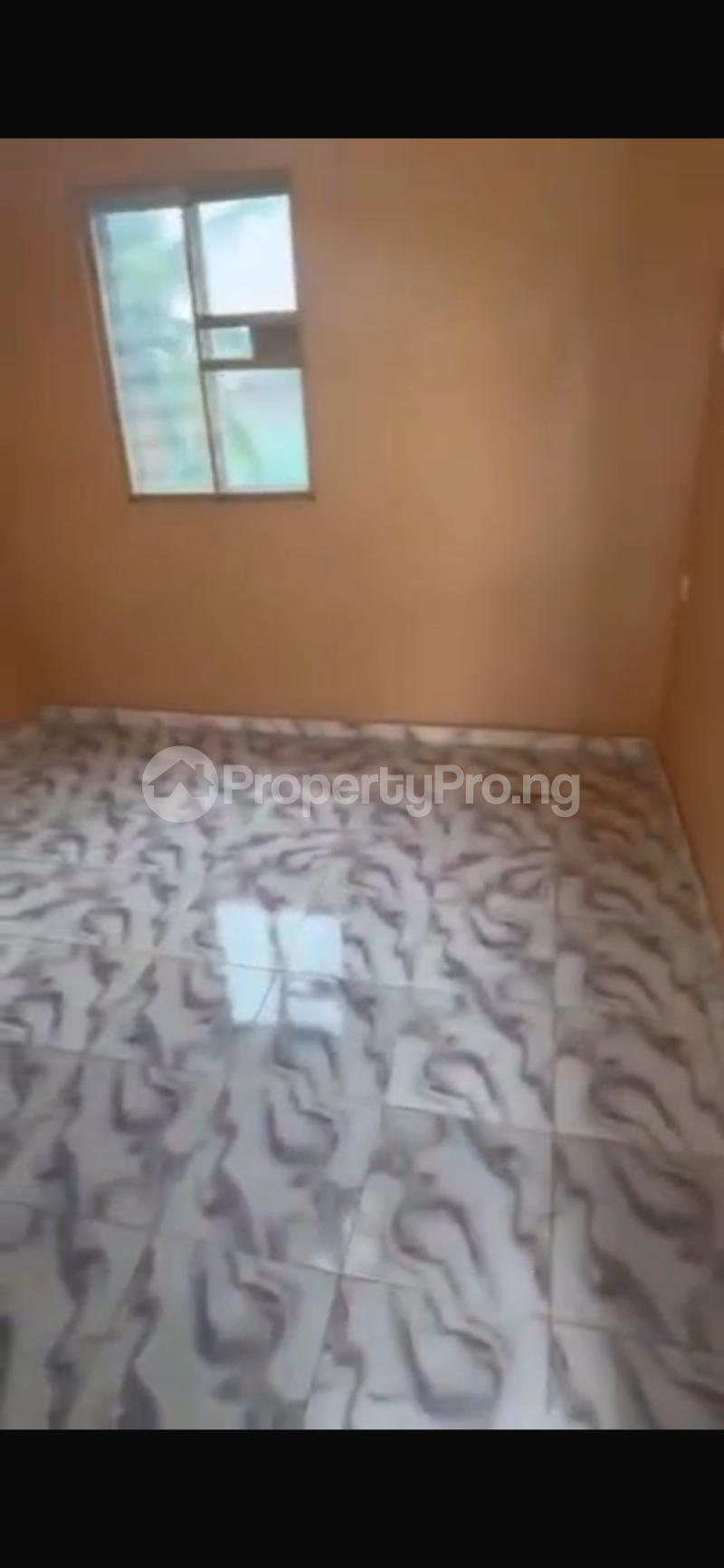 Flat / Apartment for rent Alagomeji Yaba Lagos