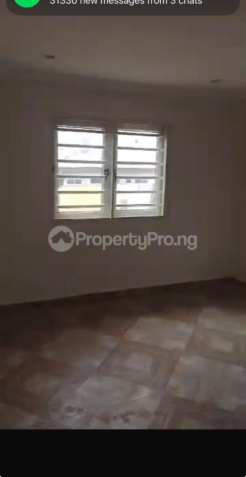 1 bedroom Flat / Apartment for rent Off Akiode Berger Ojodu Lagos