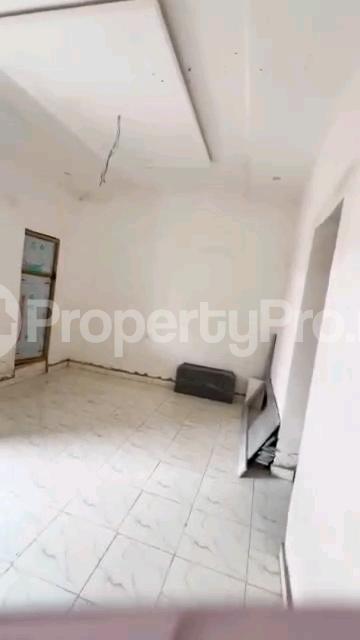 2 bedroom Flat / Apartment for rent Off Pedro Road, Shomolu, Lagos Shomolu Shomolu Lagos